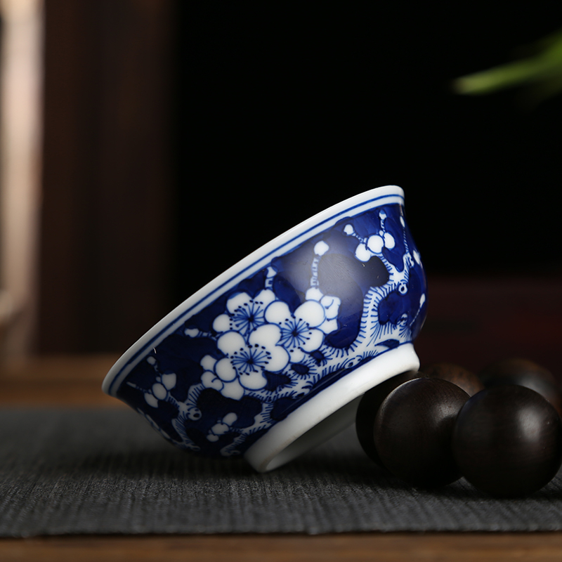 Jingdezhen ceramic sample tea cup hand - made master kung fu tea cups cup personal cup single CPU single CPU