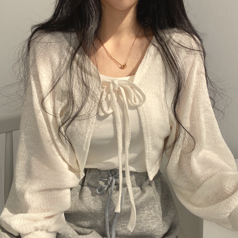 Design-Focused, Niche, Lightweight Sun-Protective Top for Women, Autumn, Plus Size, Loose Fit, Versatile, Lantern Sleeve, Short Cardigan Jacket