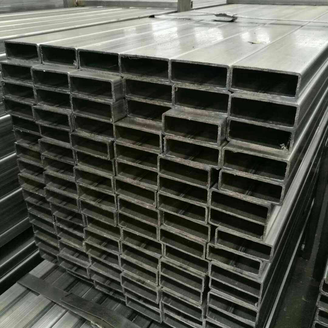 Manufacturers spot flat tube iron square steel 32mm*32mm*1 2 cold drawn rectangular tube 35*35*1 2 galvanized square tube