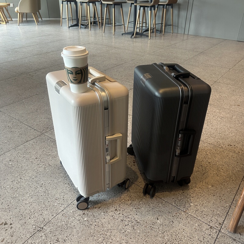 New High-End Aluminum Frame Suitcase 20-Inch Spinner Luggage Sturdy Carry-On Suitcase for Men and Women Silent Wheel Suitcase