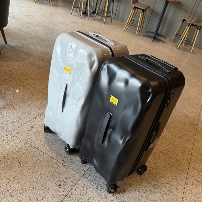 Exported to the Uk, Concave-Convex Damaged Suitcase, Unisex, Universal Wheel Trolley Case, Large Capacity, Silent Travel Password Lock Exported to the Uk, Concave-Convex Damaged Suitcase, Unisex, Universal Wheel Trolley Case, Large Capacity, Silent Travel Password Lock