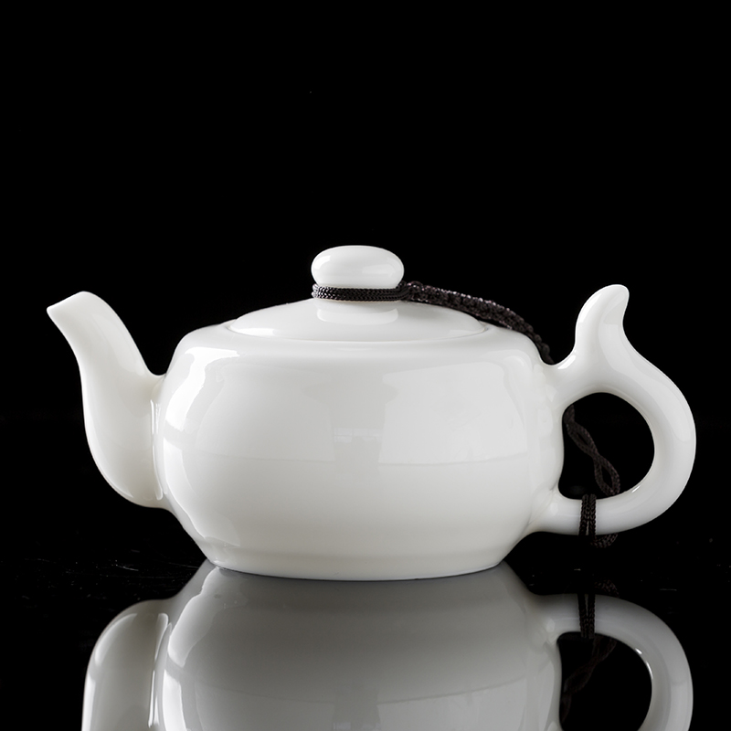 Rather uncommon dehua white porcelain ceramic teapot single pot teapot is China 's white jade porcelain tea set