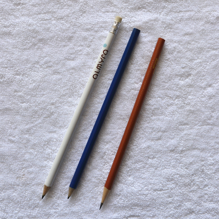 Hotel Guest Rooms Disposable Tourist Items Guest Rooms Convenience Pencils With Pencil With Erasmo Lettering