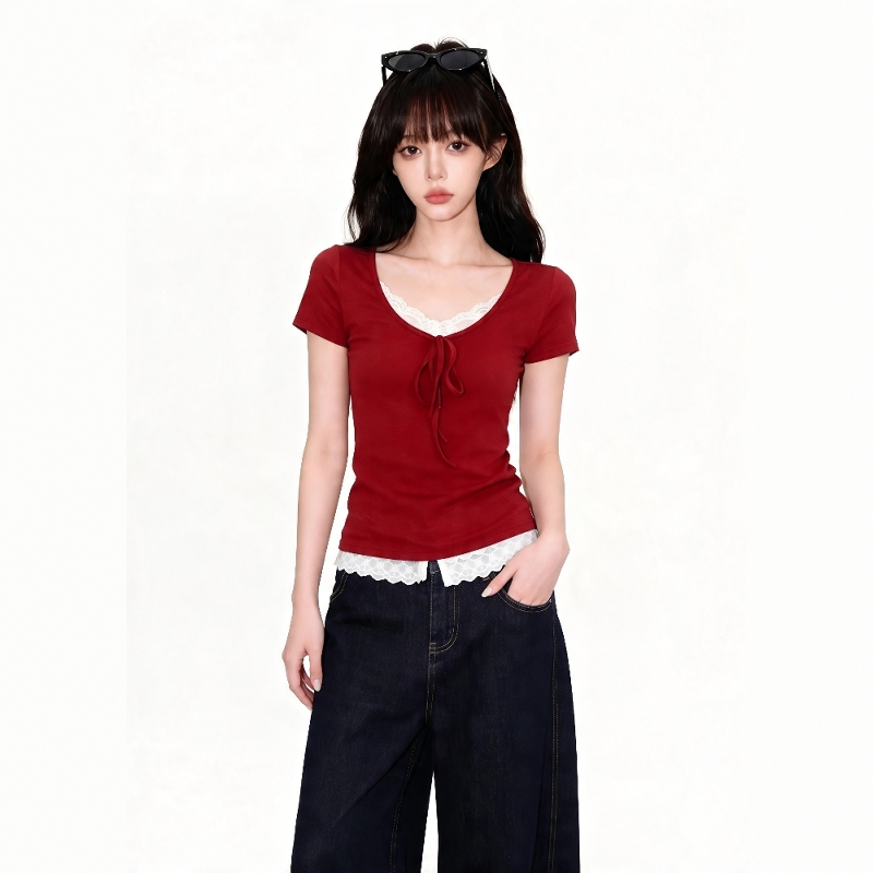 Red Fake Two-Piece Lace-Trimmed Short-Sleeve T-Shirt for Women, 2026 Summer New Slim-Fit Flattering Hot Girl Short Top