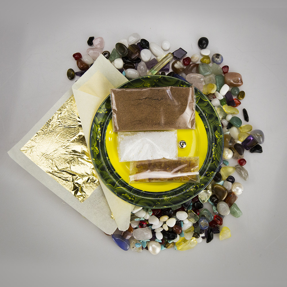 The storage supplies contain gold foil, silver beads, seven precious stones, six medicine beeswax, crushed ice tablets