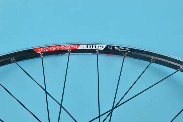 Roues de vélo cyclisme sur route - Ref 2362235 Image 10