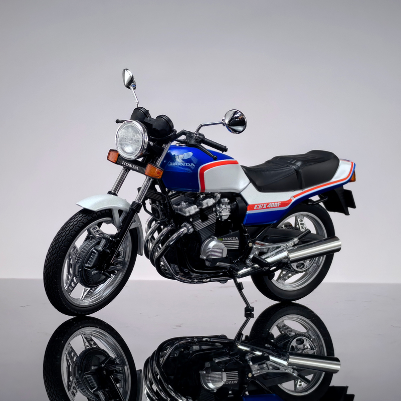 Qingdao Society 1:12 Honda Cbx400F Motorcycle Simulation Alloy Model Motorcycle Collectible Gift Ornament