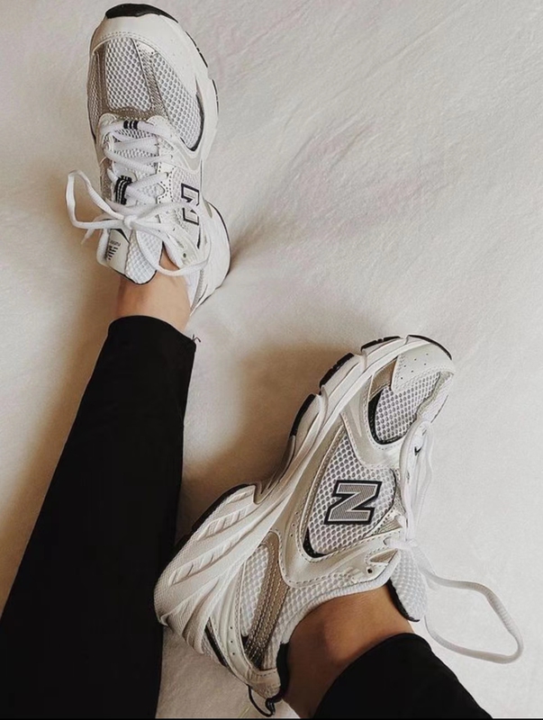 Newbalancenb530 Classic Retro Shock-Absorbing Anti-Slip Wear-Resistant Breathable Running Shoes White Silver Mr530Sg Newbalancenb530 Classic Retro Shock-Absorbing Anti-Slip Wear-Resistant Breathable Running Shoes White Silver Mr530Sg