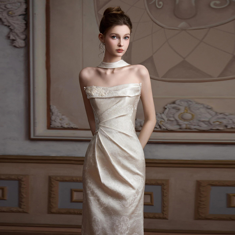 New Chinese-Style Wedding Dress for the Bride 2026 New High-End Light Luxury Strapless Wedding Morning Gown with a Small Train Engagement Dress