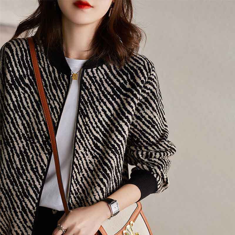 Brother's Department Store Exclusive 2025 Spring New Knit Cardigan Baseball Jacket Striped Short Zip-Up Jacket for Women Brother's Department Store Exclusive 2025 Spring New Knit Cardigan Baseball Jacket Striped Short Zip-Up Jacket for Women