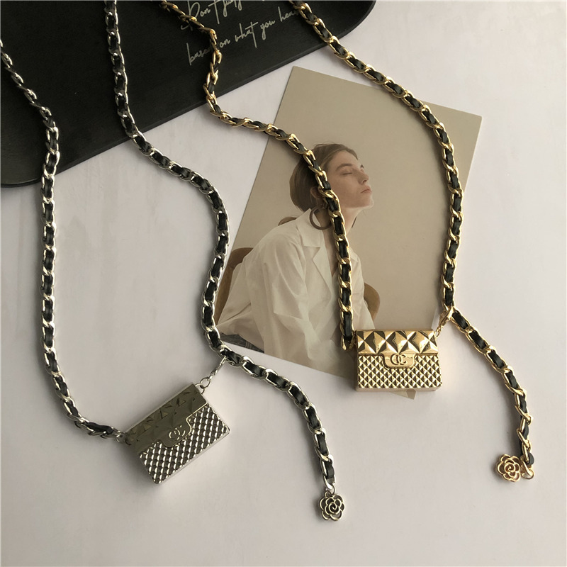 Chanel-Style Decorative Crossbody Bag with Woven Metal Chain Waist Chain, Women's Waist Bag to Match Dresses, Suits, Coats, Trendy Belt Chanel-Style Decorative Crossbody Bag with Woven Metal Chain Waist Chain, Women's Waist Bag to Match Dresses, Suits, Coats, Trendy Belt