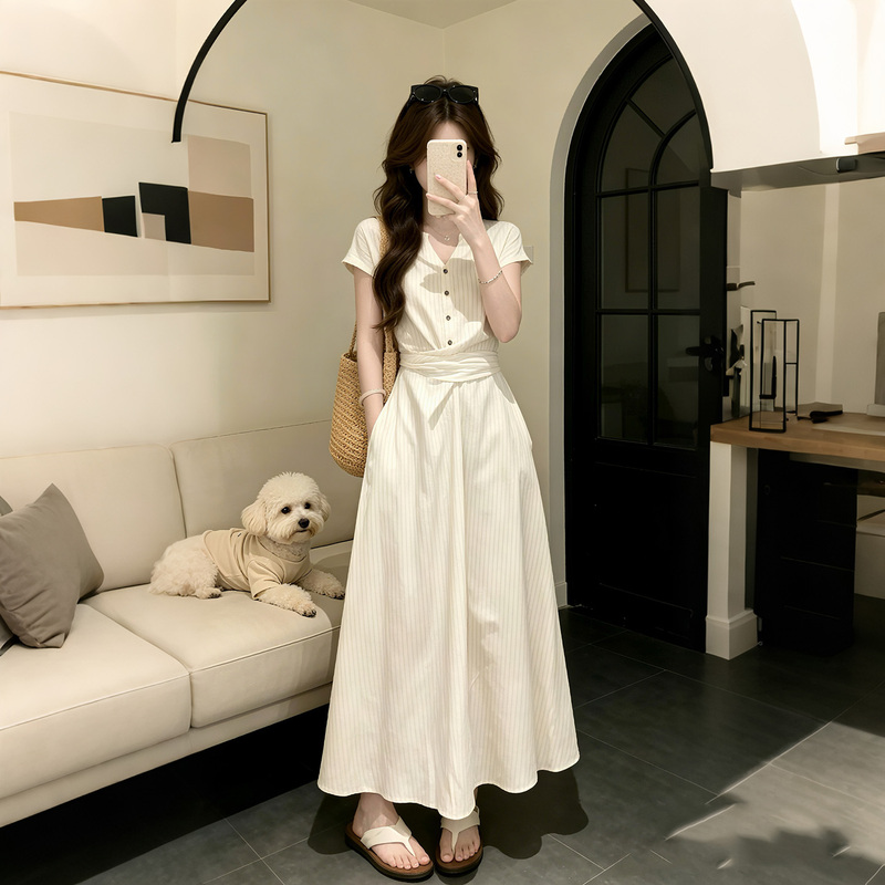 2026 Stunning French-Style Striped Dress for Women, Summer Design, Unique and Elegant, Waist-Cinching, Slimming, Long Dress