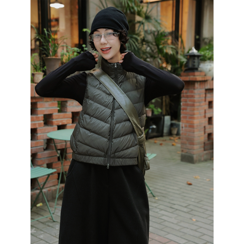 Tt Designer [Winter Film] Matte Waterproof Textured down Vest with Stand Collar, Slimming Layered Sleeveless Vest