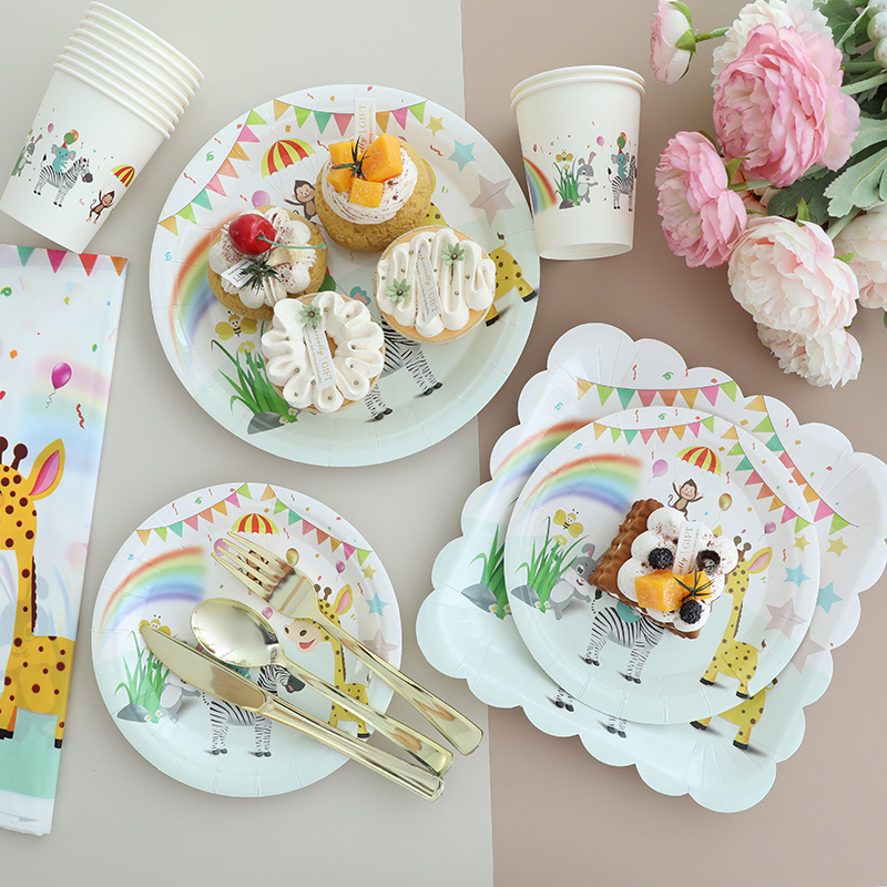 Cartoon Animal Disposable Paper Plate and Cup Set for Kidsren's Birthday Party Dessert Table Decoration Picnic Plate Cartoon Animal Disposable Paper Plate and Cup Set for Kidsren's Birthday Party Dessert Table Decoration Picnic Plate