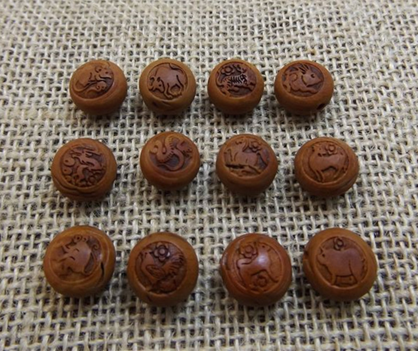 Em bé ác thần sốc vòng tay cung hoàng đạo khỉ đào lợn hạt nhân sợ chó đen răng gỗ gụ chuỗi trẻ em dây đỏ vòng chân - Vòng chân vòng chân phong cách tây âu