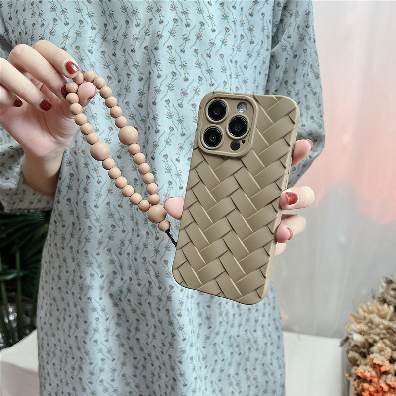 Autumn and winter brown woven elastic bracelet beads suitable for iPhone 14 Promax creative 15 lanyard wrist loss 13_voghion.com