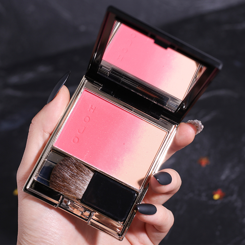 Gradual Layer Blush Plus High Light One Body Pan Sunburn Woman Orgasm Natural Naked Makeup Pearlescent Slightly Shiny Complexion Yellow