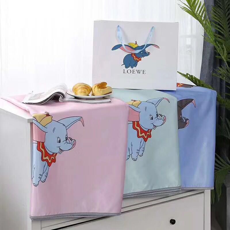 Xiaofei biểu tượng băng lụa ba mảnh mùa hè 1,51,8 m giường gấp có thể giặt tấm điều hòa ghế mềm - Thảm mùa hè các loại chiếu điều hòa