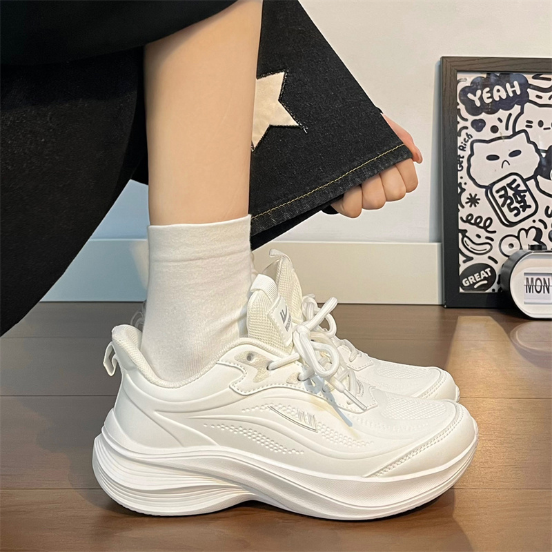 Pull-Back White Sneakers for Women, Spring 2026 New Versatile Popular Thick-Soled Running Shoes, Sports Student Lightweight Casual Shoes