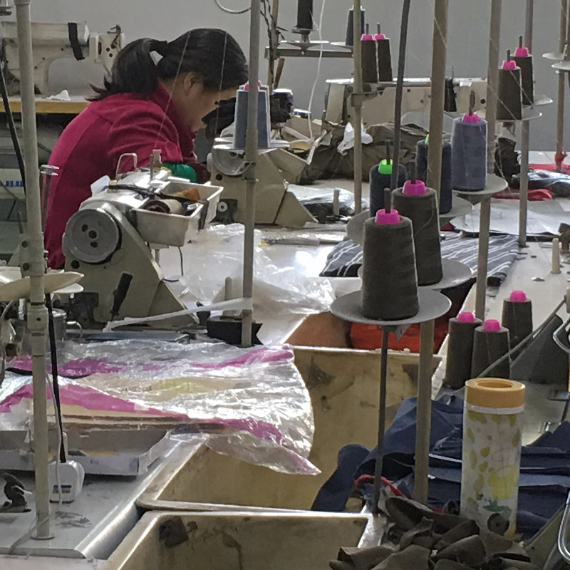 Modify clothes Suit Jeans Shirt dress Coat Coat Leather T-shirt size entity tailor repair shop