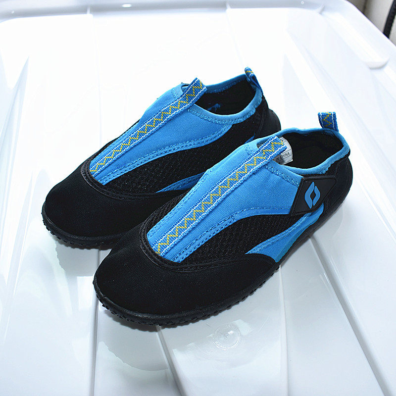 Children's 30 broken yards 31 promotional wading shoes non-slip upstream shoes outdoor 27 yards breathable swimming shoes beach five-finger shoes