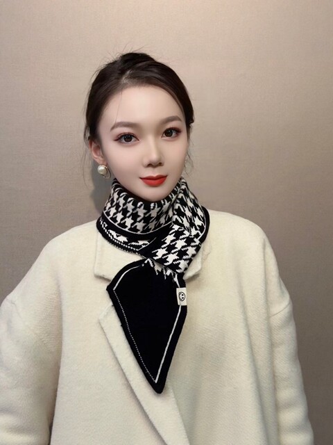 Women's Scarf 2025 New Winter Thickened Lazy Style Short Scarf This Year's Popular Trendy Fashionable High-End Light Luxury