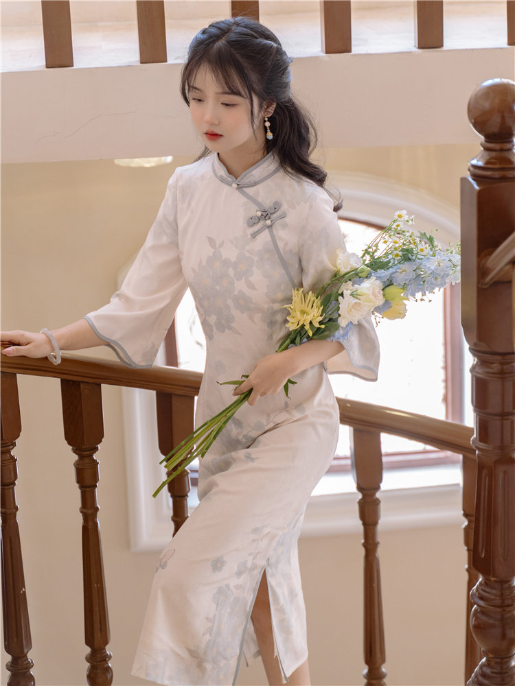 North Shore of the Young Temperance High - end improvement of long - term Suyya Republic Wind Seven - sleeve in 2023