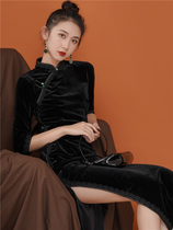 Black velvet qipao long style retro high-end young girls temperament elegant Chinese wind improved version of dress