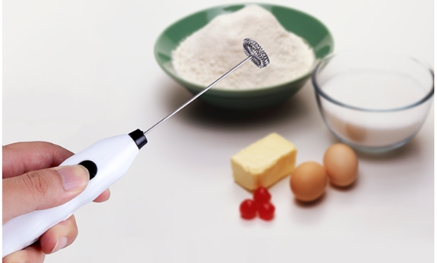 may danh bot Nhà bếp Nhật Bản điện trứng đập tay máy trộn thanh nướng sữa máy pha cà phê mini kem nhà bong bóng - Máy trộn điện may danh trung
