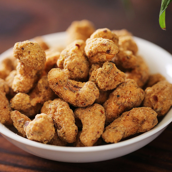 芝麻官 怪味腰果 300g 优惠券折后￥19.9包邮（￥29.9-10）