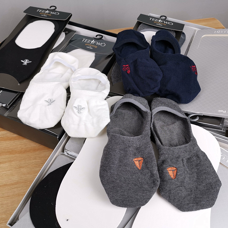 Incoming Special Cabinet High-end Goods Hand Stitches Head Combed Cotton Pure Color Embroidered Invisible Socks Low Bunch Socks Male Socks Invisible Socks