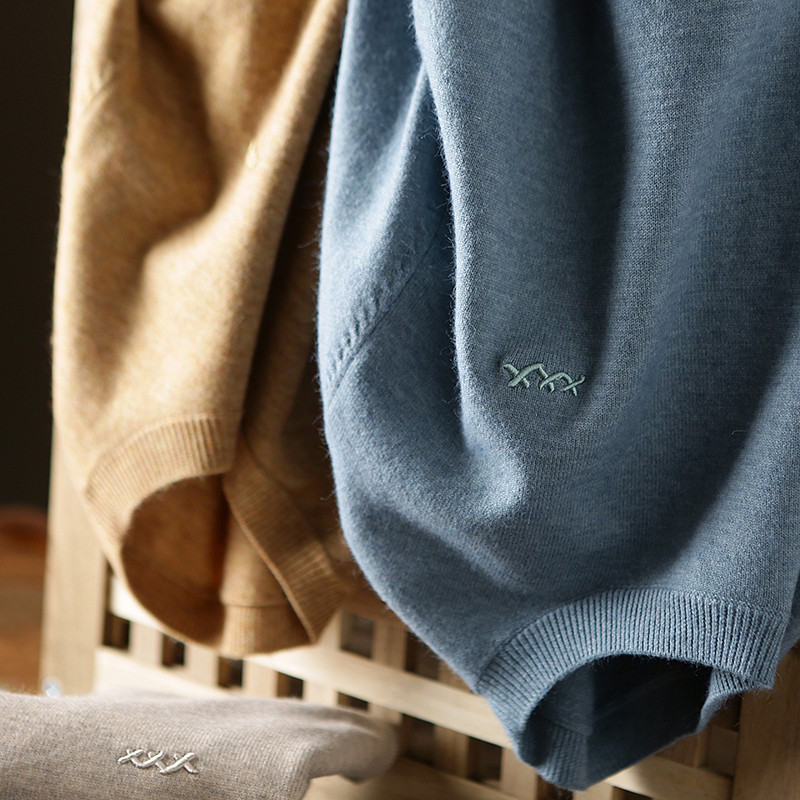 Pick out the island country, soft, waxy and skin-friendly, new autumn and winter men's solid color simple casual slim knitted sweater sweater