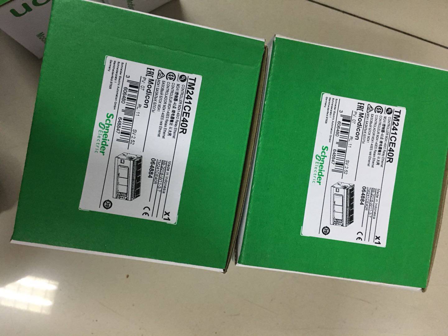 TM241CE40R TM241CEC24T TM251MESE BMXP342020 Schneider spot