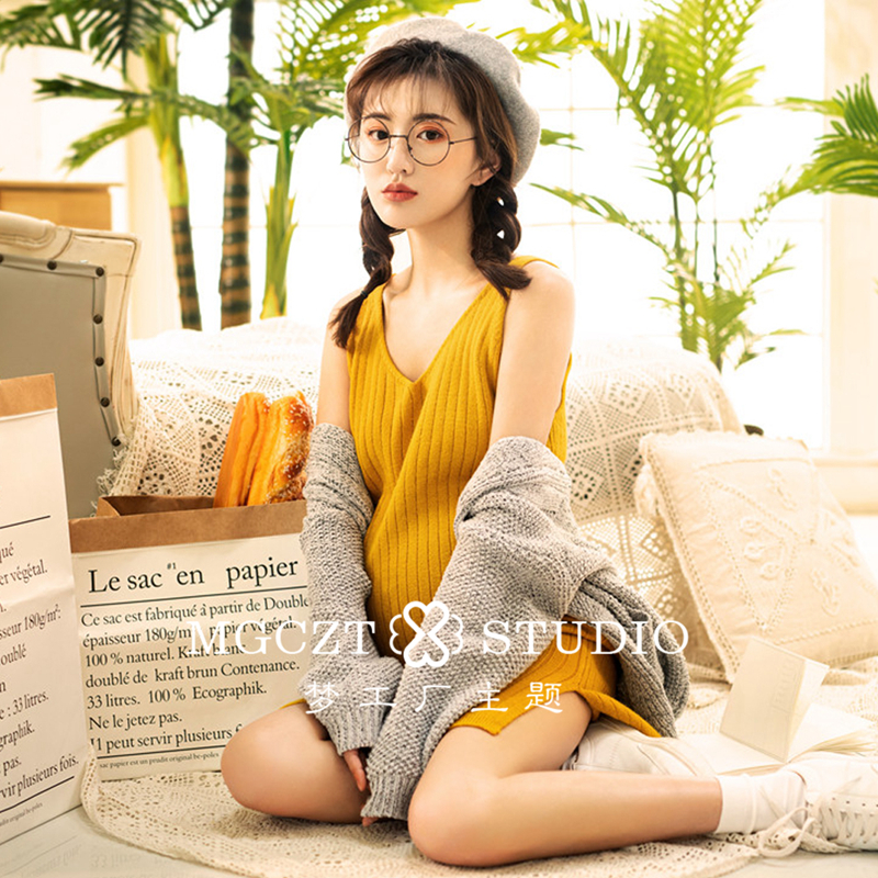2020 Pregnant Woman Photo Clothing Photo Gallery Autumn Winter Shooting Movie writing True Body Slim Mommy Gestured Knitted one-piece dress