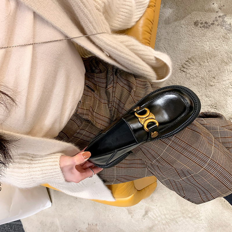 Sheii Suinin Paris street ~ Arc Gate retro leather coarse heel shoes female spring autumn