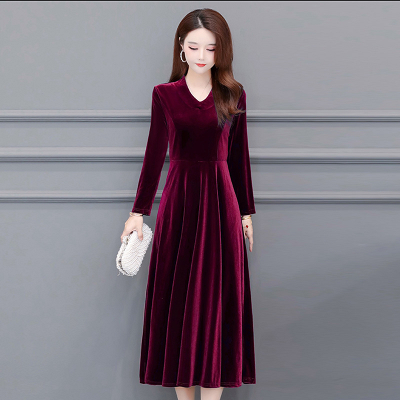High-End Velvet Long-Sleeved Dress for Women, Spring and Autumn Long Dress, Base Layer, Large Hem Skirt, Tummy-Covering, Knee-Length A-Line Skirt High-End Velvet Long-Sleeved Dress for Women, Spring and Autumn Long Dress, Base Layer, Large Hem Skirt, Tummy-Covering, Knee-Length A-Line Skirt