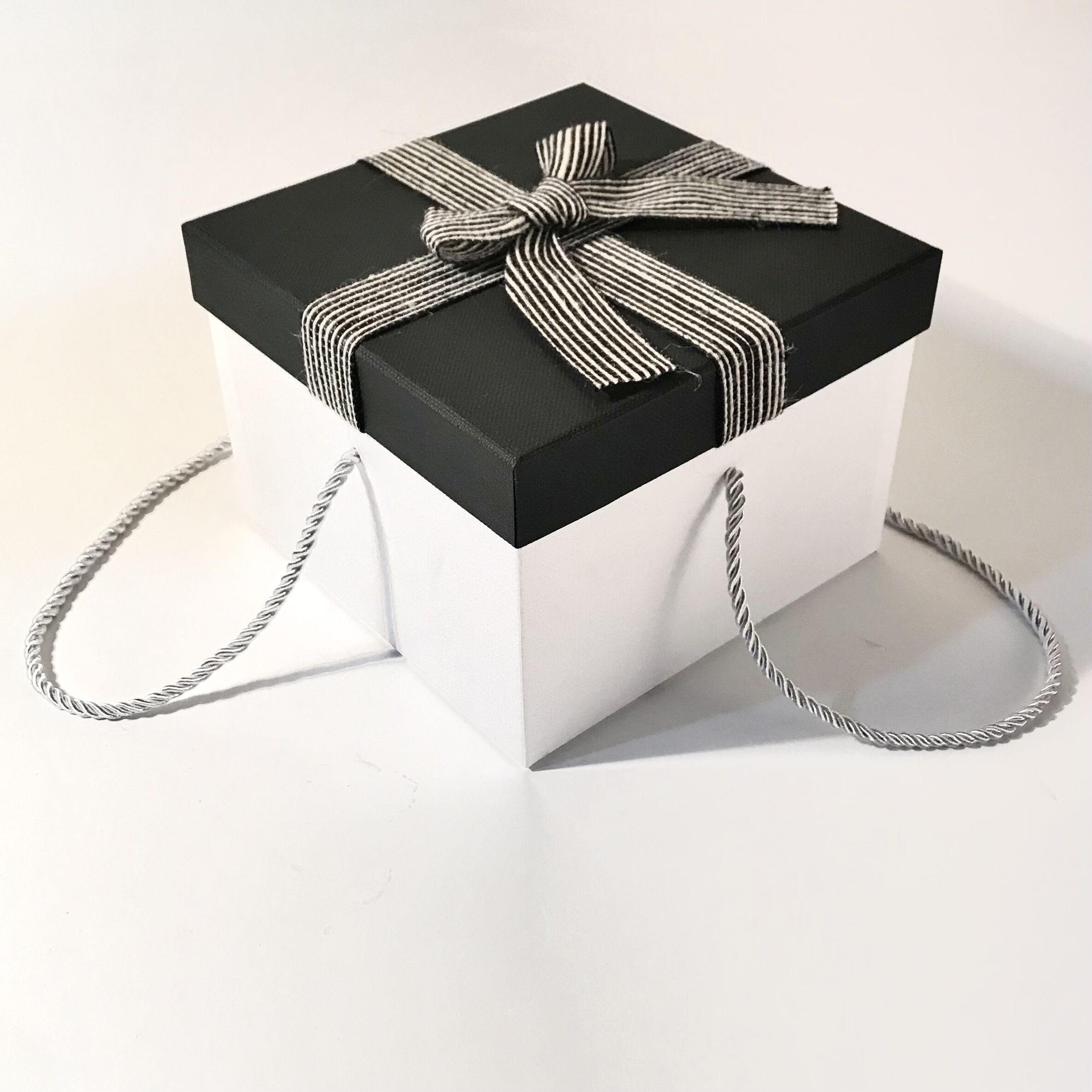 Several people design the Xiuzhong Xiaohua Creative Gift Birthday Gift New Year Gift Box Box Gift Box