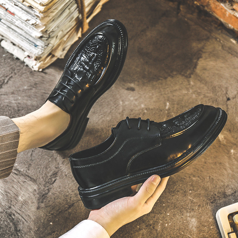 2021 Spring Leather Shoes Men's British Business Dress Shoes Trendy Leather Casual Shoes Retro Marriage Youth Men's Shoes