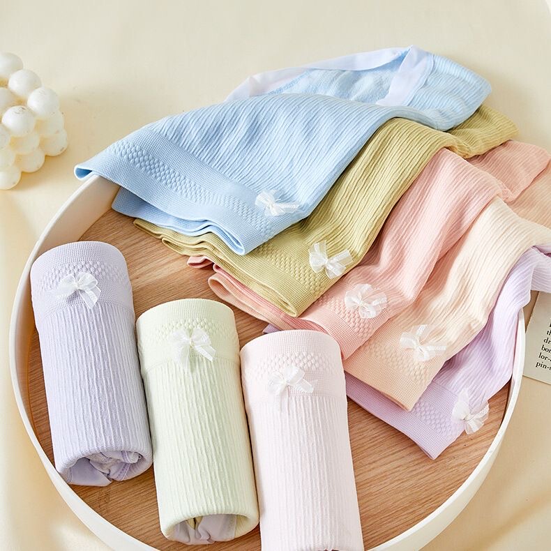 8-Pack of Mid-High Waist Breathable Seamless Underwear, Antibacterial, Comfortable and Skin-Friendly, New Style Women's Triangle Butt-Lifting Shorts