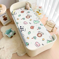 Набор светло-зеленых животных