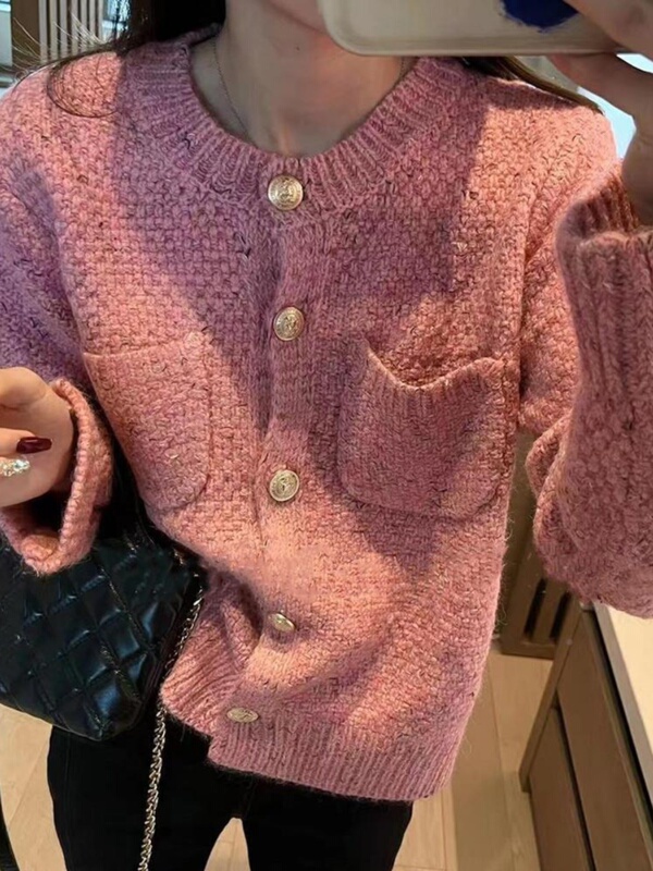 2025 Spring and Autumn Women's Tweed Style Knitted Cardigan New French Lady Style Short Top Sweater Jacket 2025 Spring and Autumn Women's Tweed Style Knitted Cardigan New French Lady Style Short Top Sweater Jacket