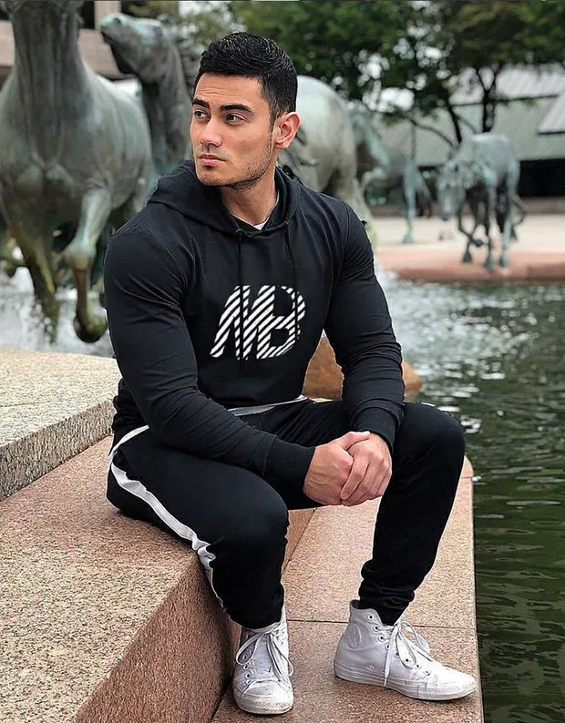 Áo len nam hoodie mùa thu và mùa đông mẫu áo khoác thủy thủ thể thao giản dị dài tay bộ đầu thanh niên tập thể dục màu đỏ với cùng một đoạn