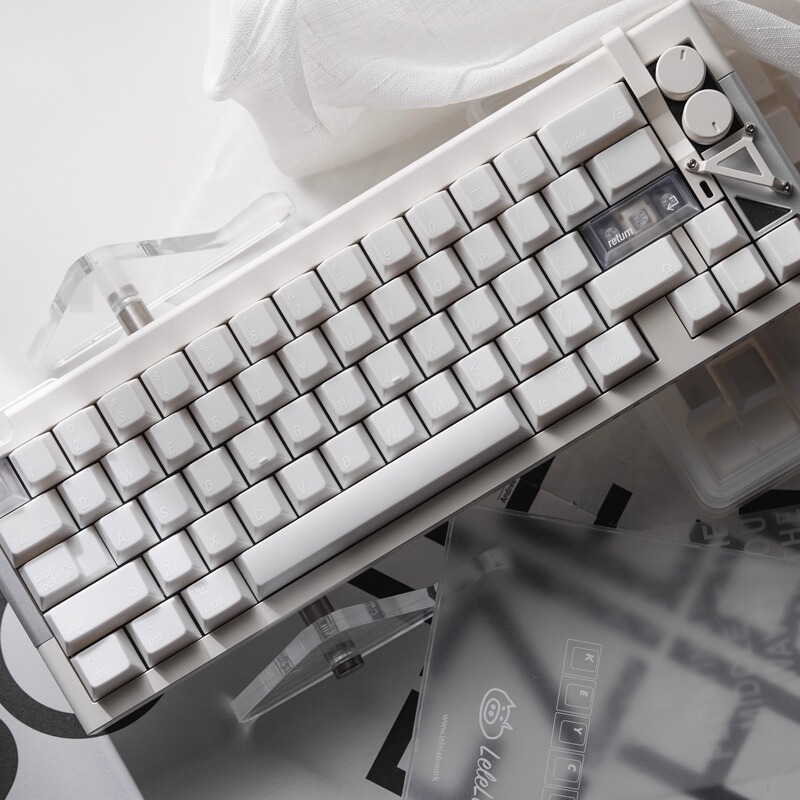 Leledesign Hokkaido White Solid Color Original Elegant Office Mechanical Keyboard Keycaps Dance Hall Little Bee Ez Night Demon