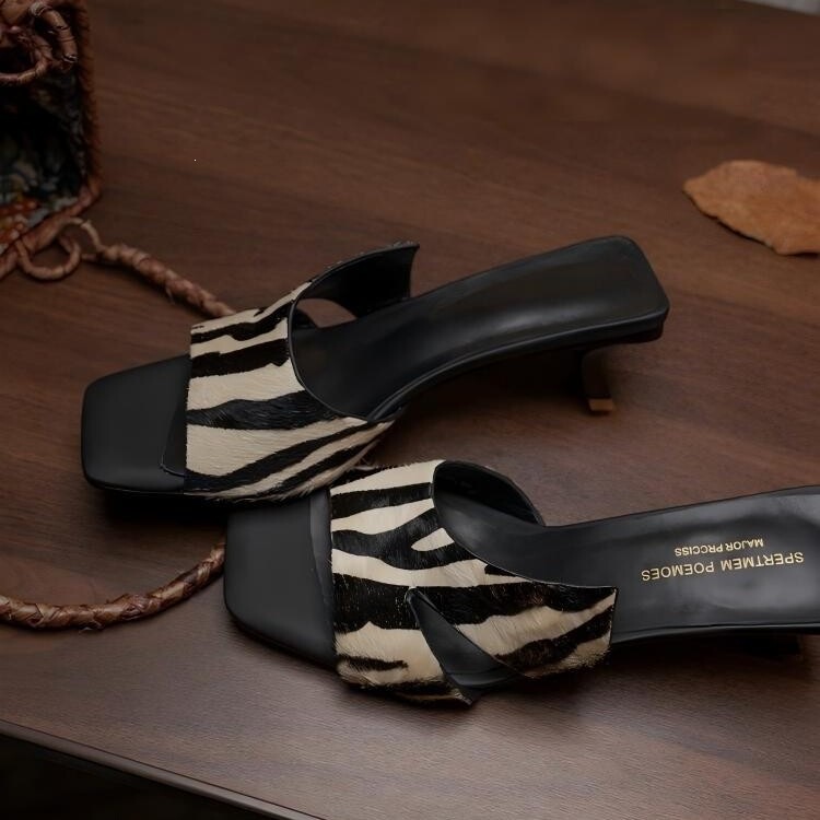 Unique Designer Zebra Print Horsehair Square-Toe Open-Toe Sandals for Women, Fashionable Summer High-Heeled Slippers for Outdoor Wear