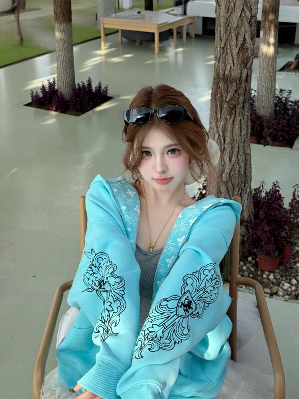 Chinese Trendy Street Gothic Pattern Hooded Sweatshirt for Women, New Autumn and Winter American Style Inner Shirt, All-Over Print Couple Zipper Jacket Chinese Trendy Street Gothic Pattern Hooded Sweatshirt for Women, New Autumn and Winter American Style Inner Shirt, All-Over Print Couple Zipper Jacket