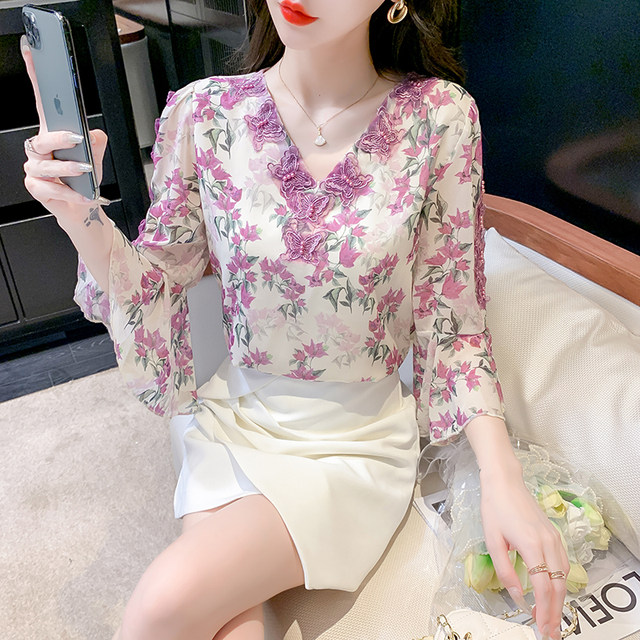 Heavy Industry Butterfly V-neck Floral Chiffon Shirt Women 2023 Autumn New Design Sense Niche Tops Trumpet Sleeve Shirt