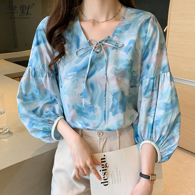 French 2023 summer commuter fashion V-neck tie temperament slightly loose mulberry silk shirt top women's spring and summer tide