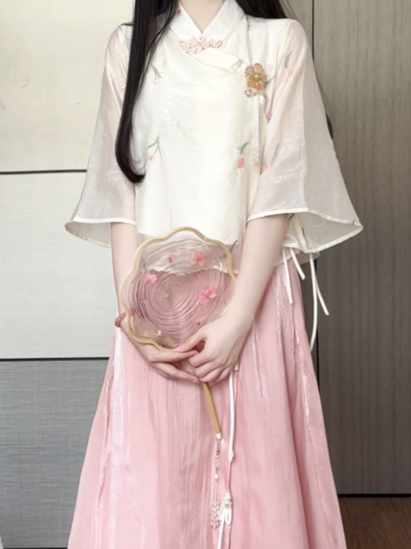 Matcha Mochi 2026 New Chinese Style Young Girl Hanfu Set with Button Closure, Daily Fashion Two-Piece Set, Improved Version
