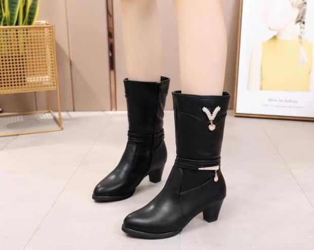 Giày cotton cho mẹ trung niên cộng với đôi bốt nhung, đôi bốt ống ngắn boot cao cổ nữ