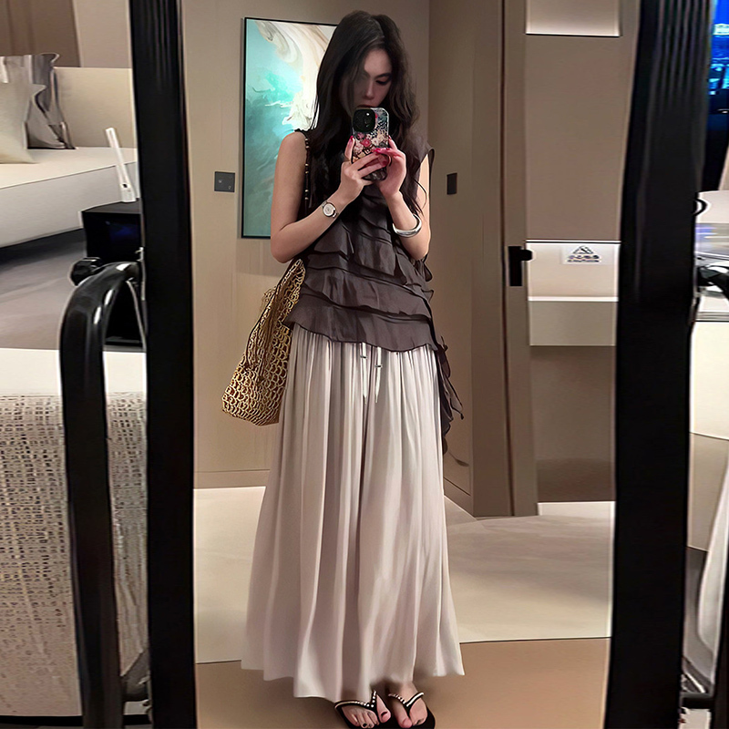 Maternity Wear Summer Suit, French Style, Fashionable Ribbon Design, Sleeveless Vest Top and Skirt Two-Piece Set Maternity Wear Summer Suit, French Style, Fashionable Ribbon Design, Sleeveless Vest Top and Skirt Two-Piece Set